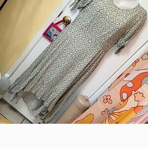 Calista maxi dress micro flower print lightweight flowy green floral b31